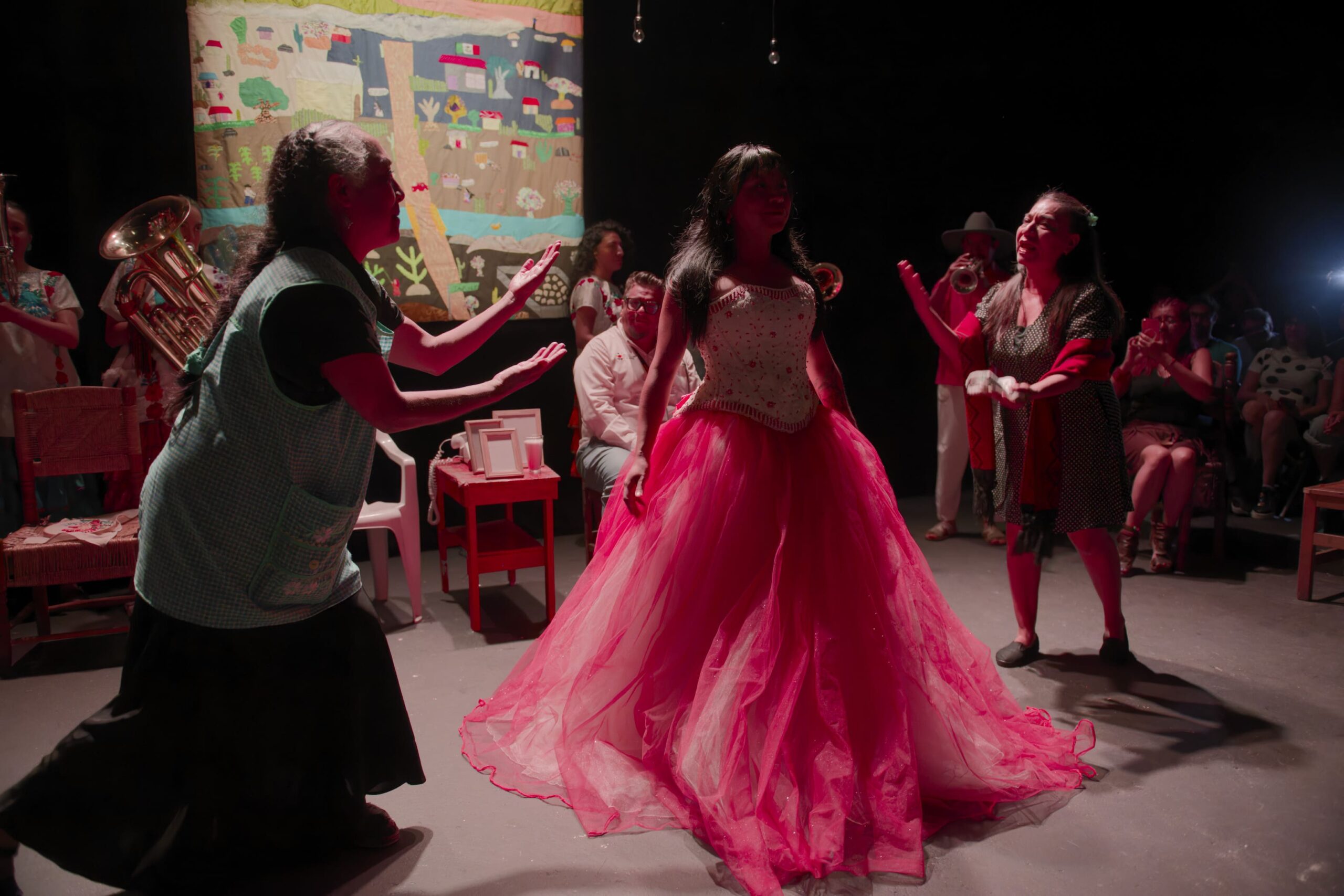 Ovillo_Raúl Kigra_09 Ovillo. Bordar y bailar la espera. Comunalizar la escena mexicana