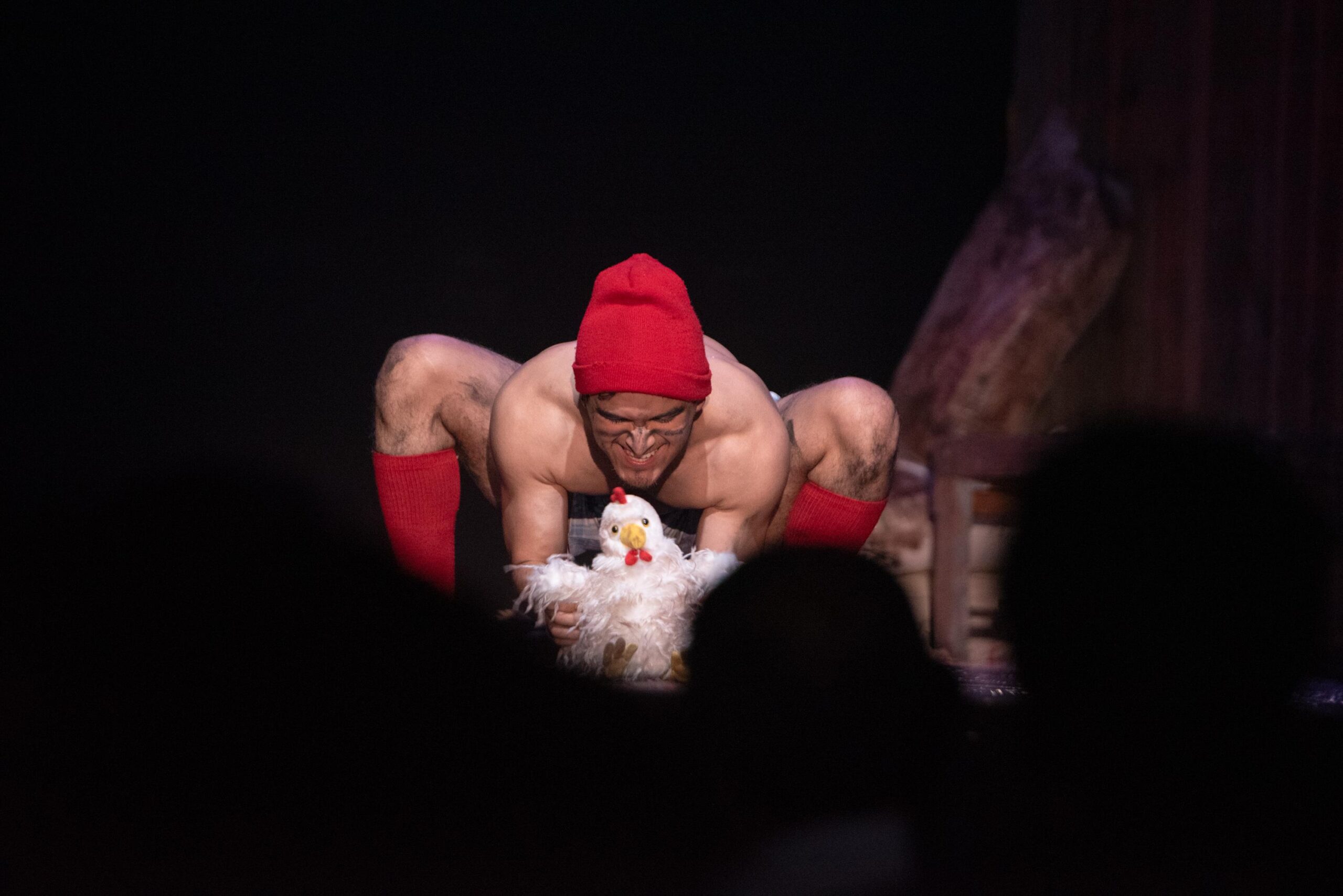 _V7M5244 Un teatro que explora la dialéctica platónica